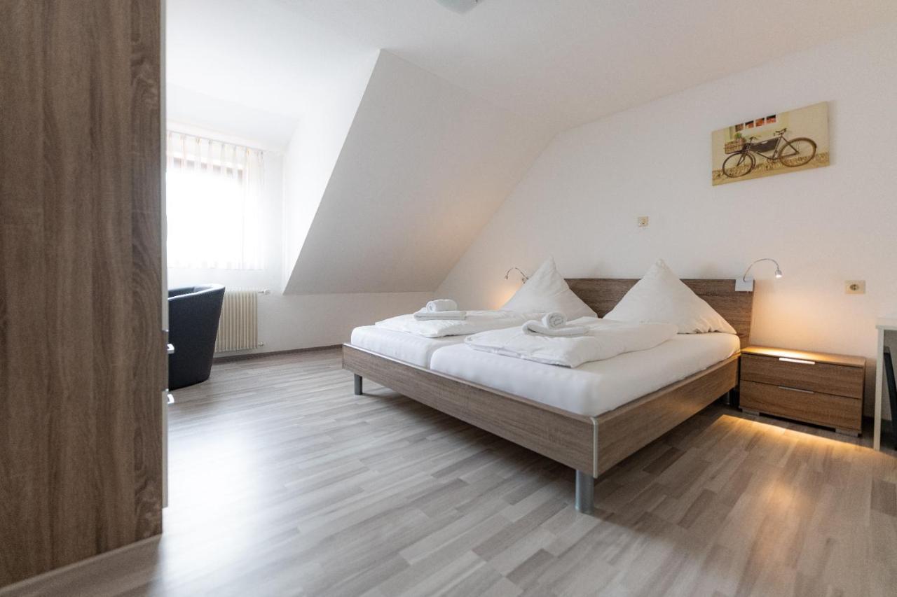 Hotel Gasthof Stern Nusplingen Exterior foto
